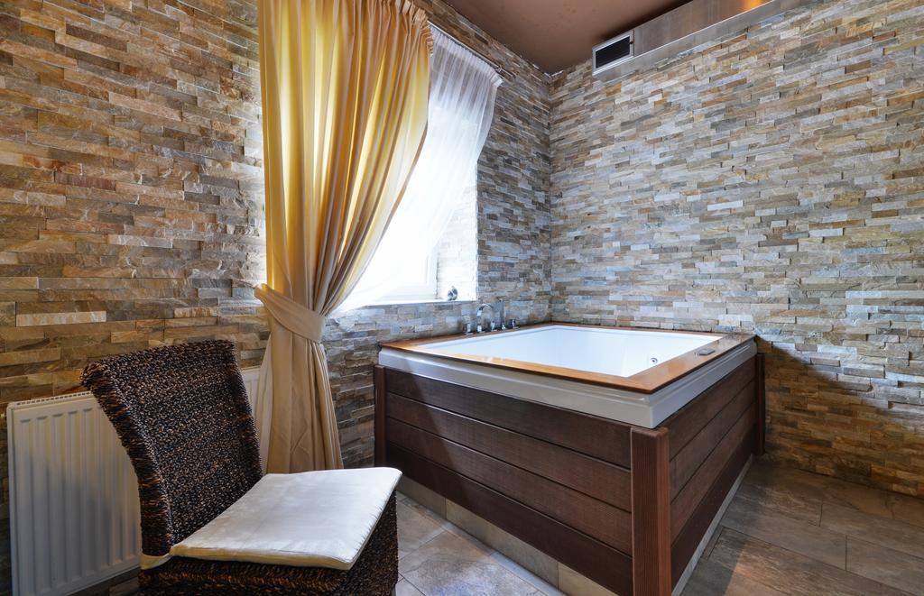 Hotel Richtr Frýdek-Místek Dış mekan fotoğraf